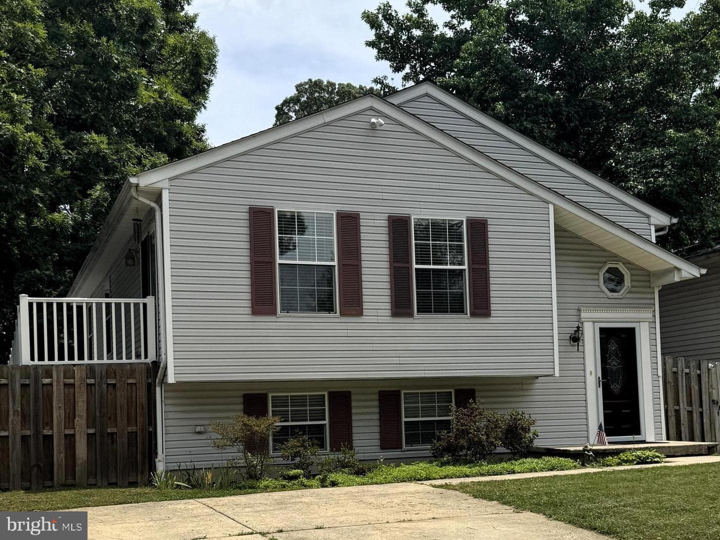 7821 Camp Road photo 1