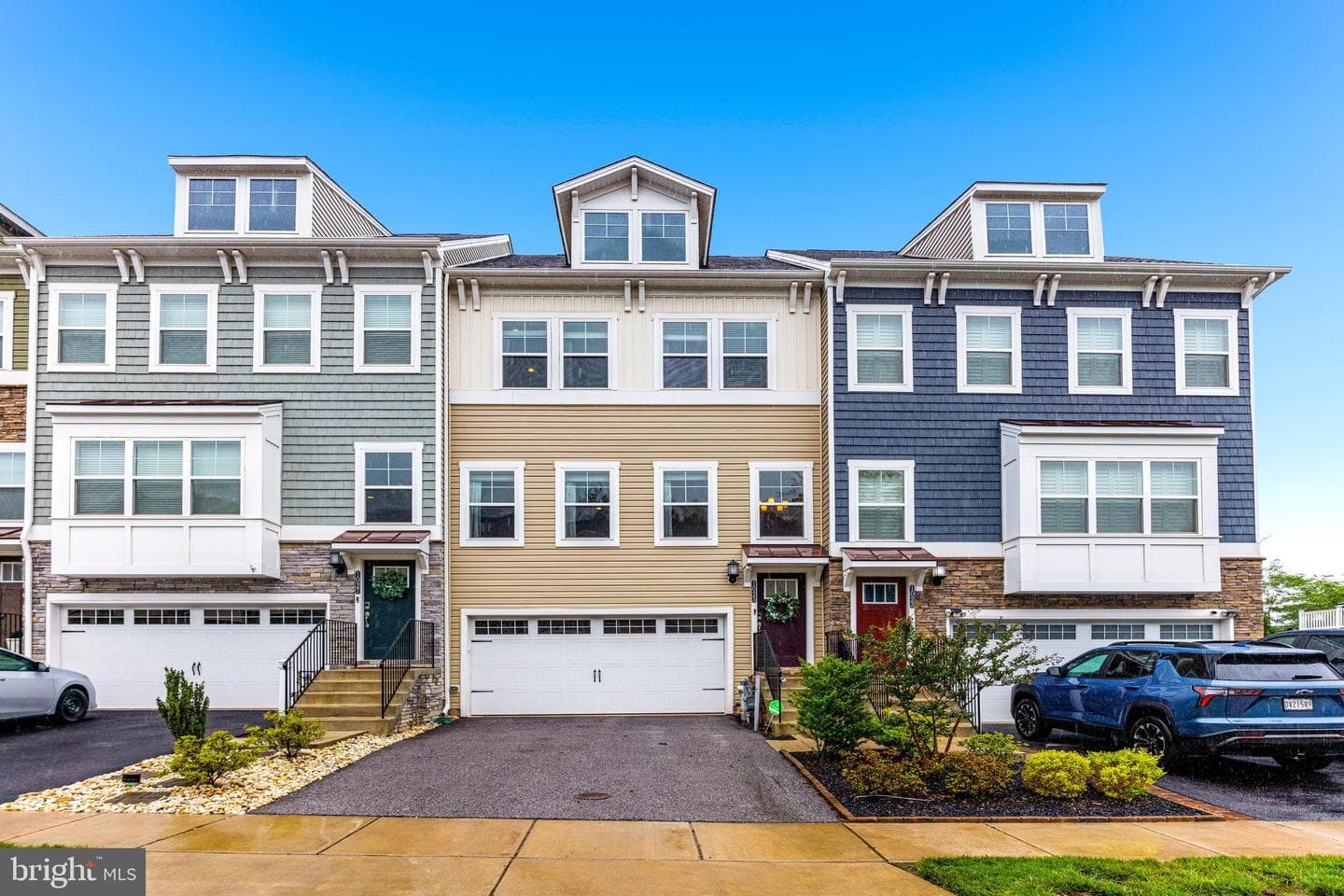 1025 Edenberry Way photo 1