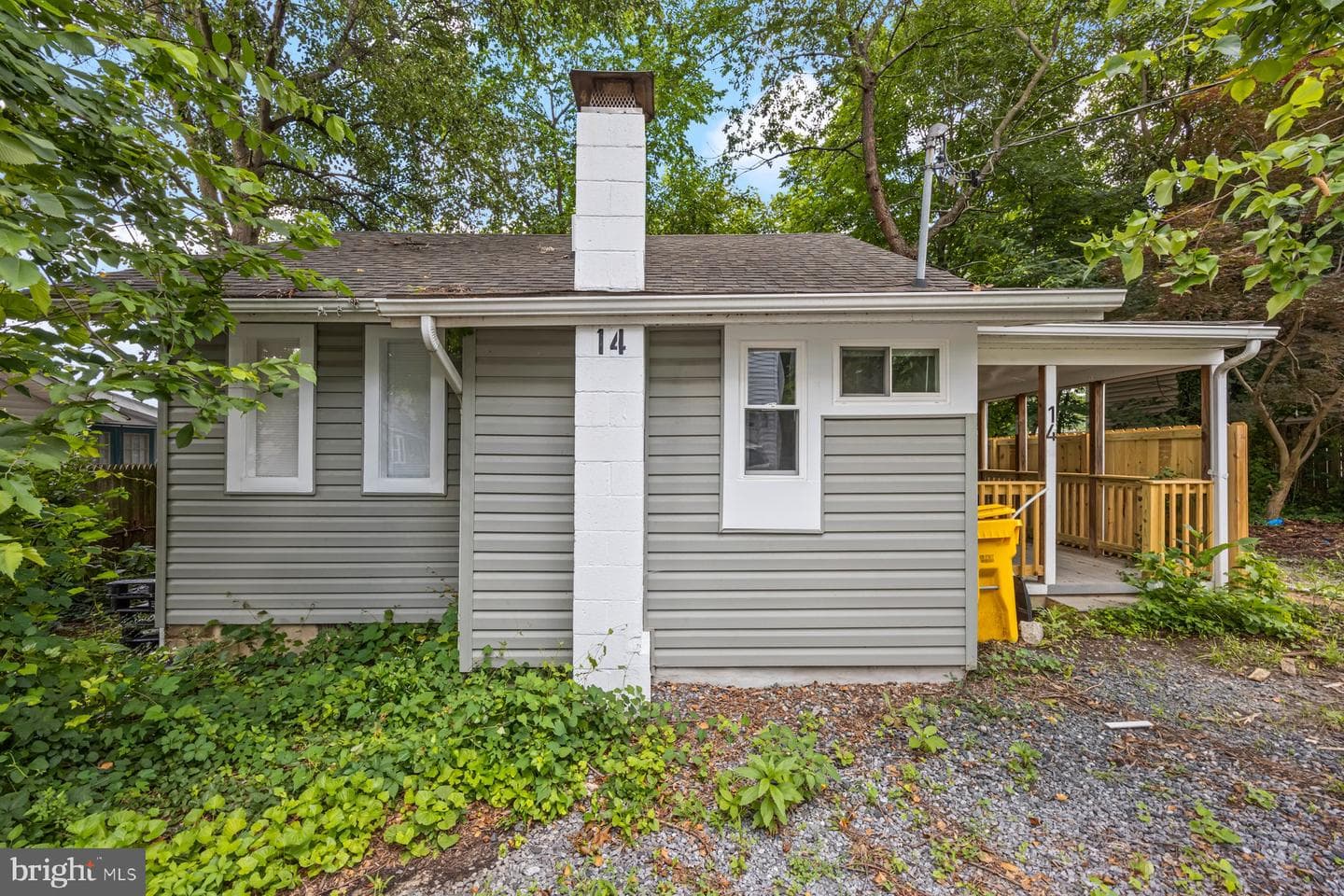 14 Butternut Road photo 1