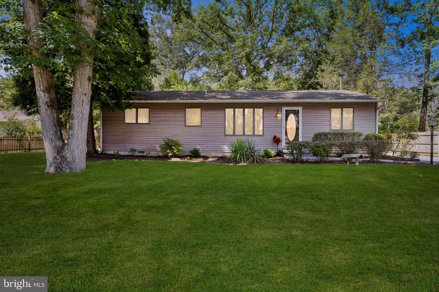 1502 Manor View Road photo 1