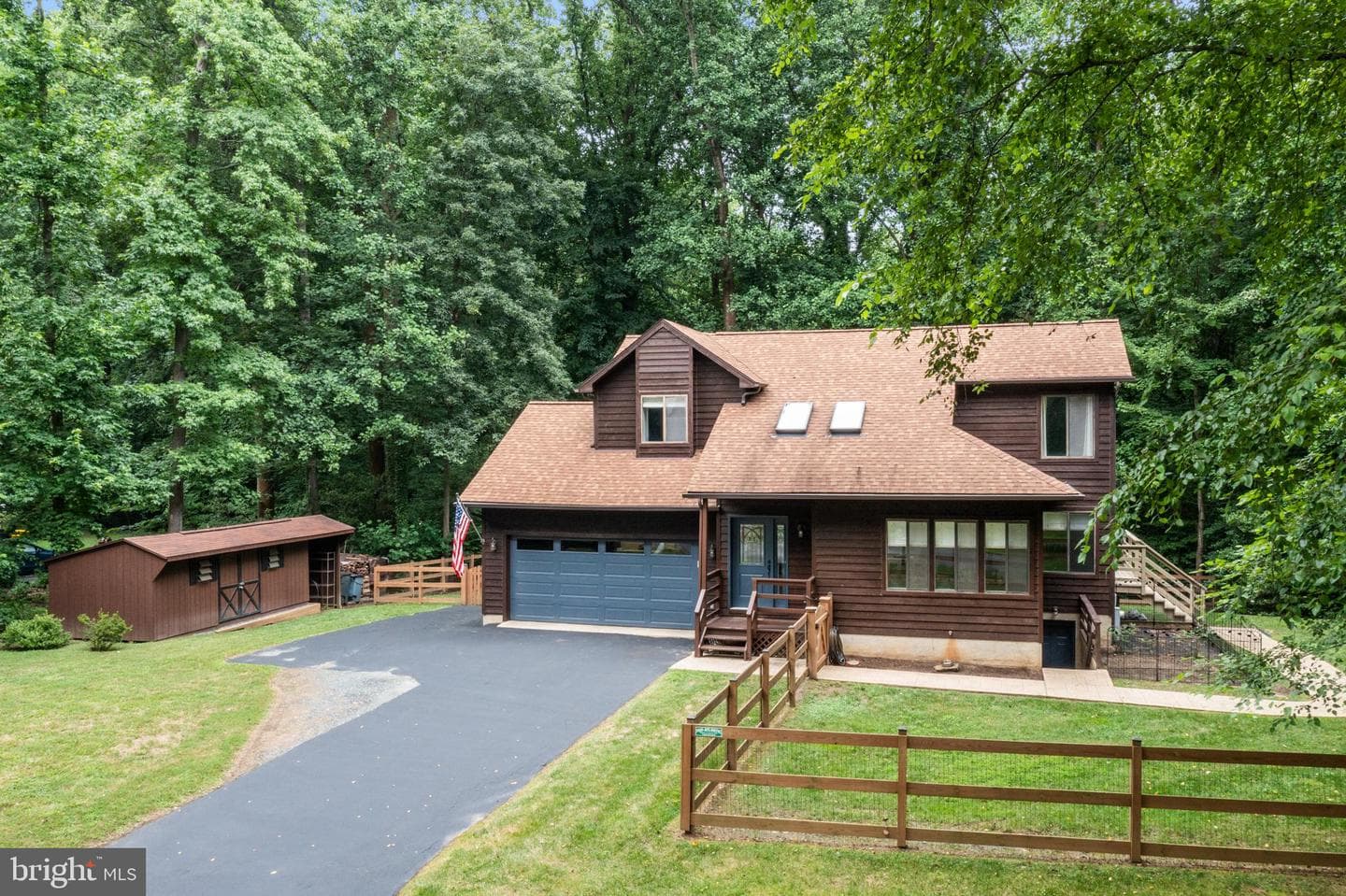 1119 Valentine Creek Drive photo 1