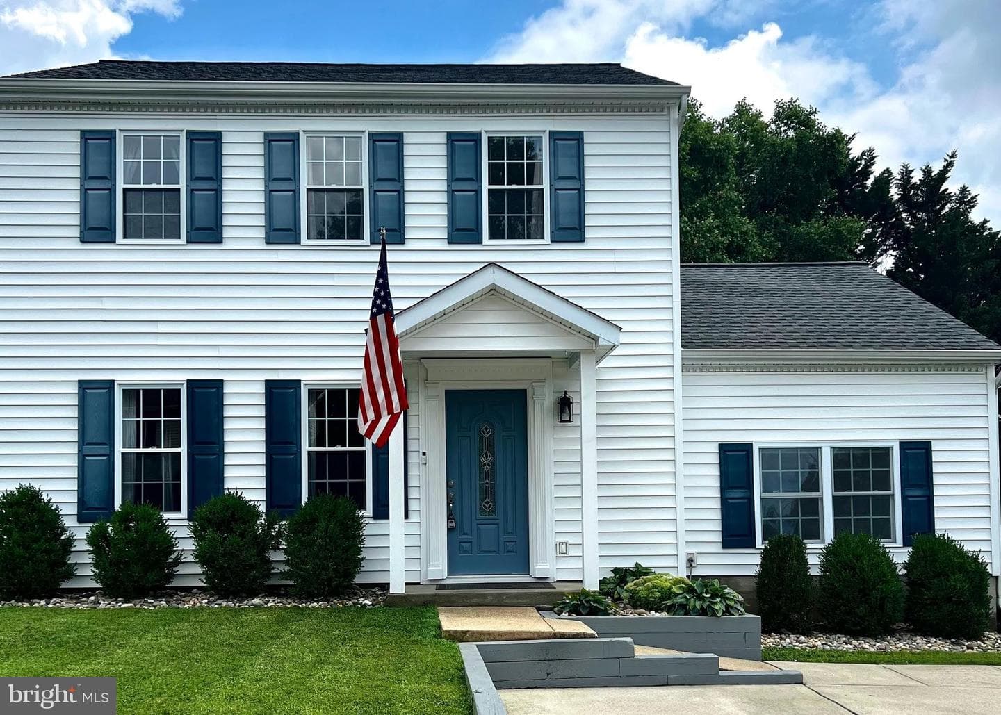 407 Baltic Avenue photo 1