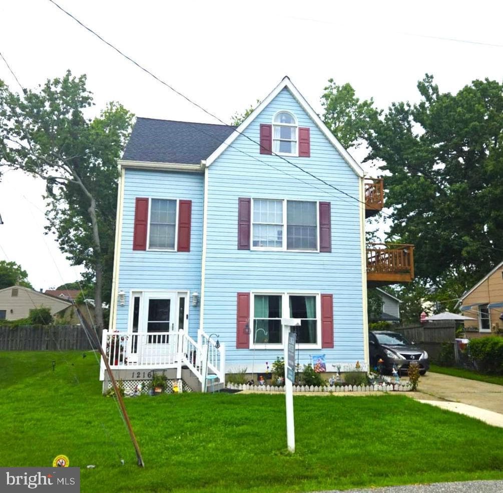 1216 Grove Avenue photo 1