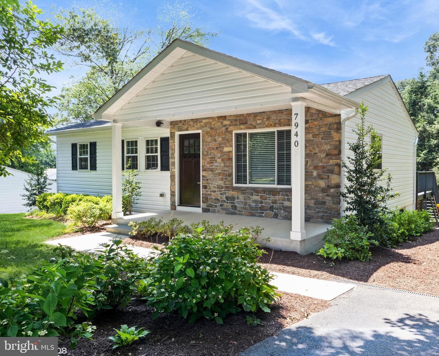 7940 Elizabeth Road photo 1