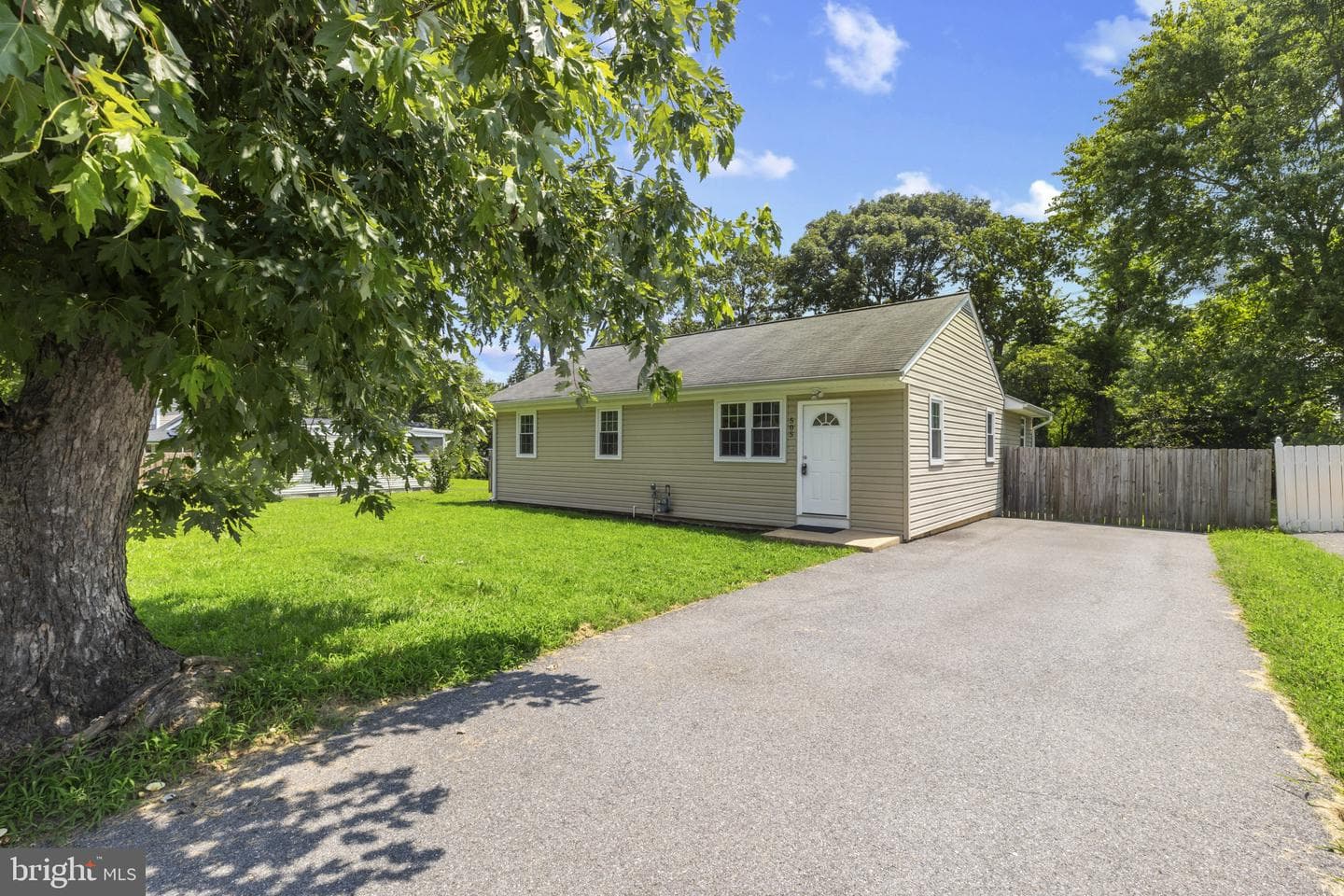 505 Bruce Avenue photo 1