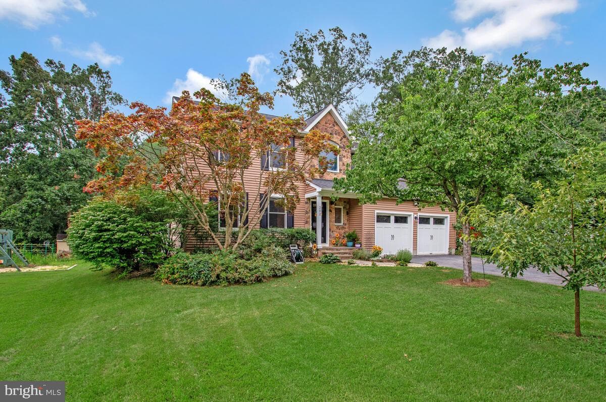 202 Bolden Court photo 1