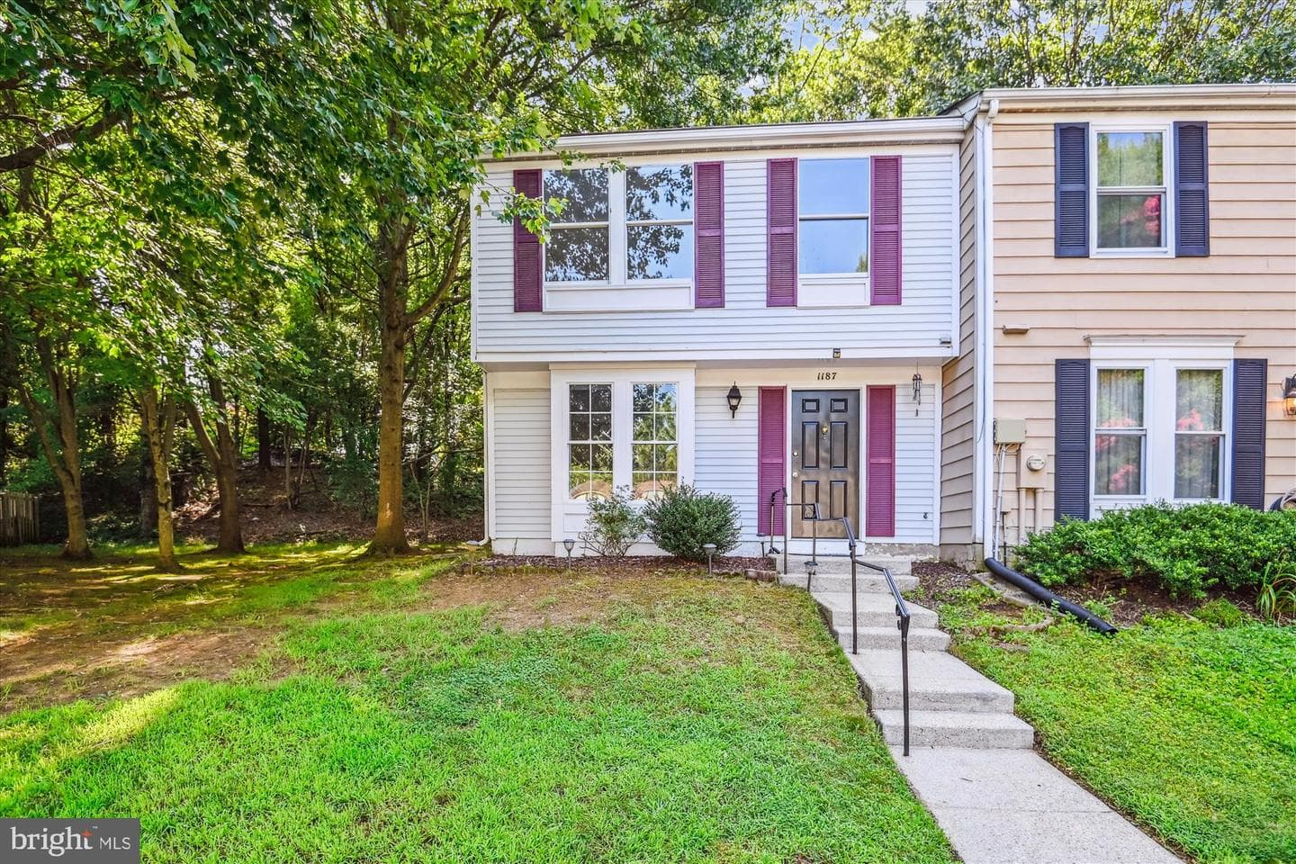 1187 White Coral Court photo 1