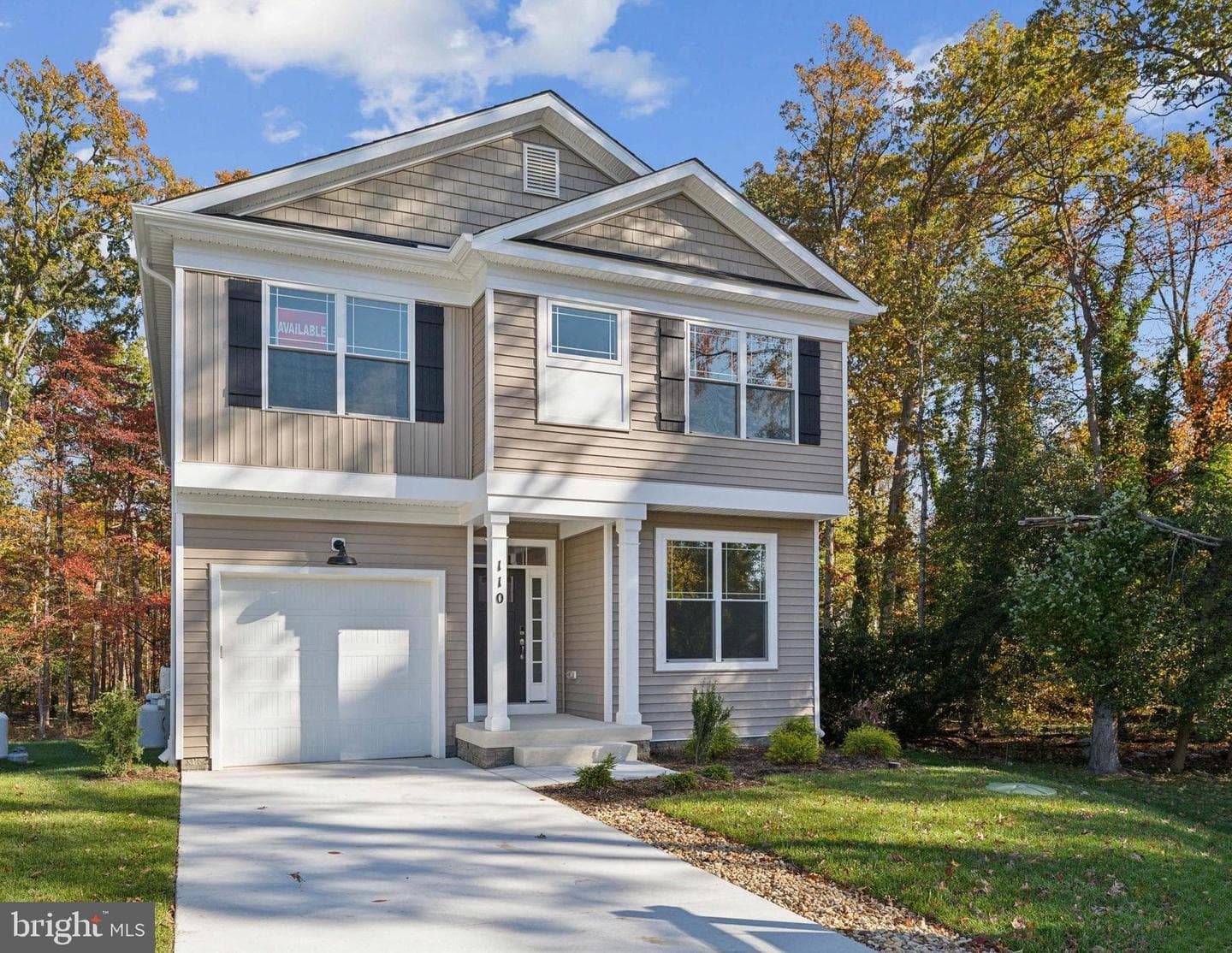 110 Overlea Drive E photo 1