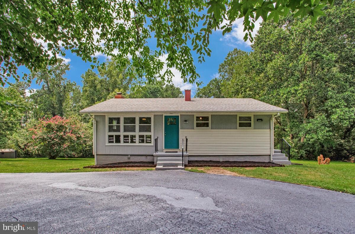 3980 Solomons Island Road photo 1