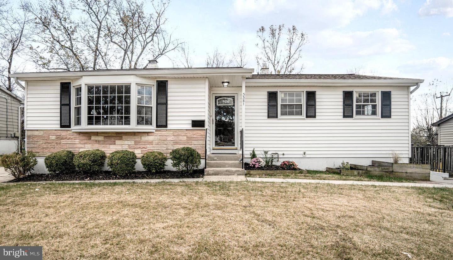 3381 Horsehead S photo 1