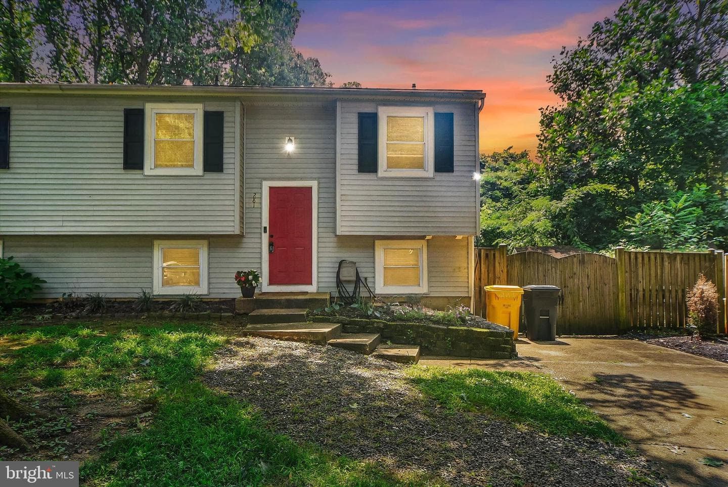 281 Ternwing Drive photo 1
