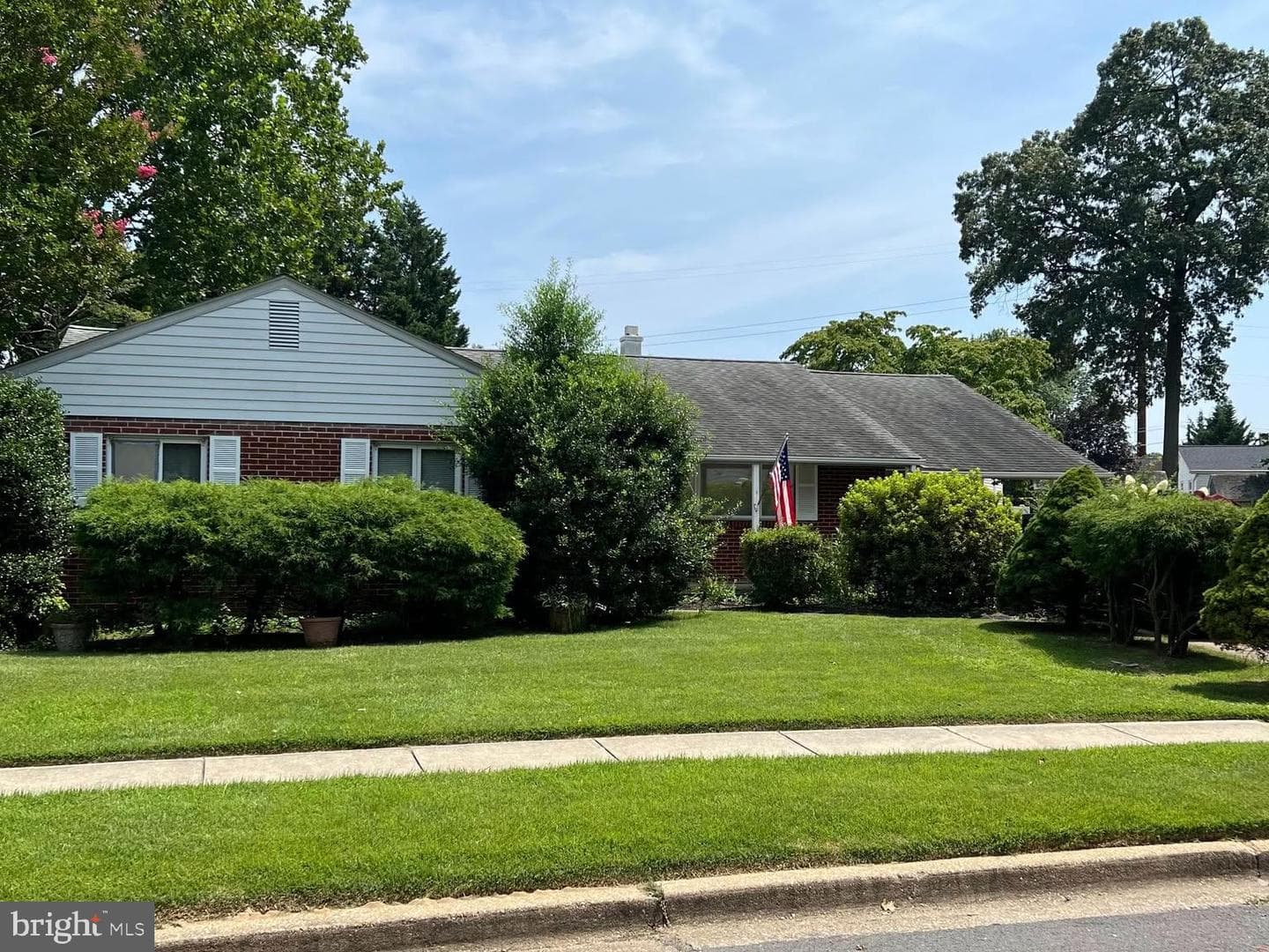 7959 Pipers Path photo 1