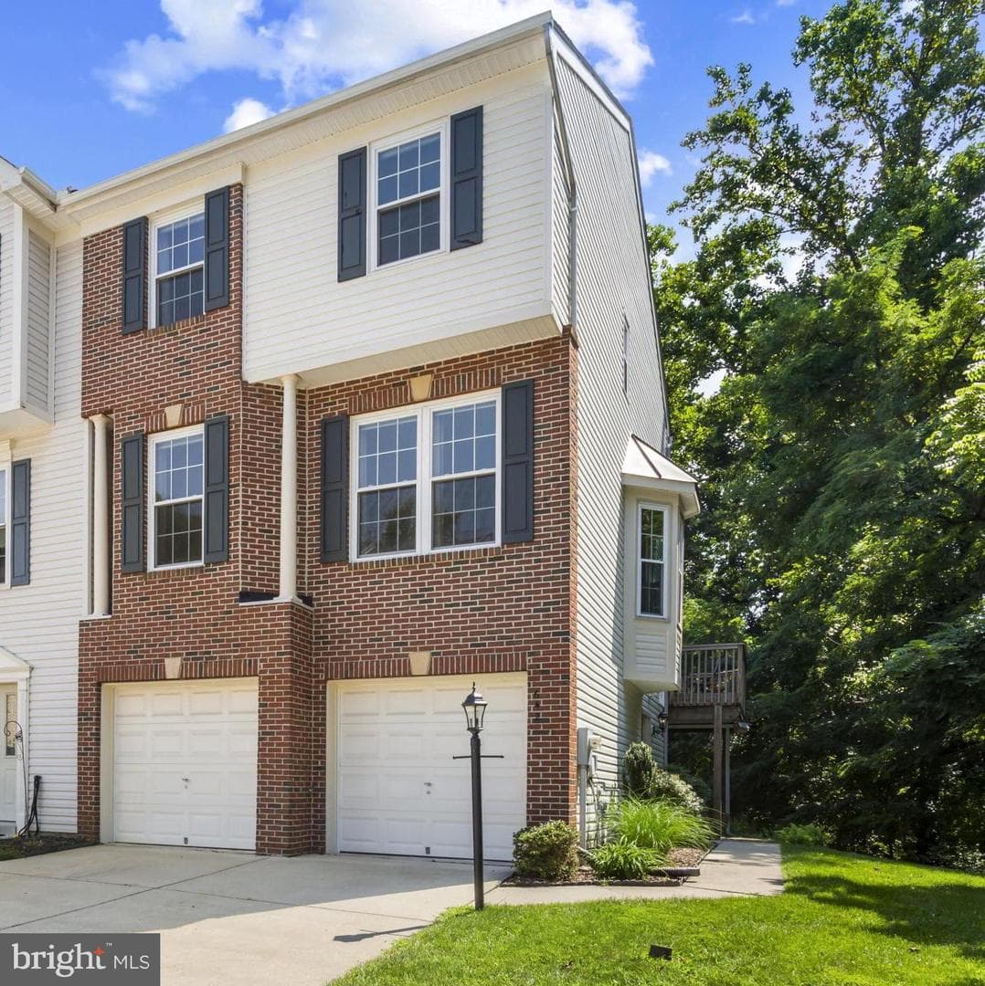 642 Baystone Court photo 1