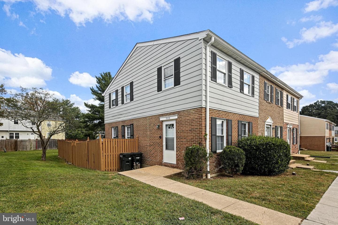 8218 Tomlinson Court photo 1