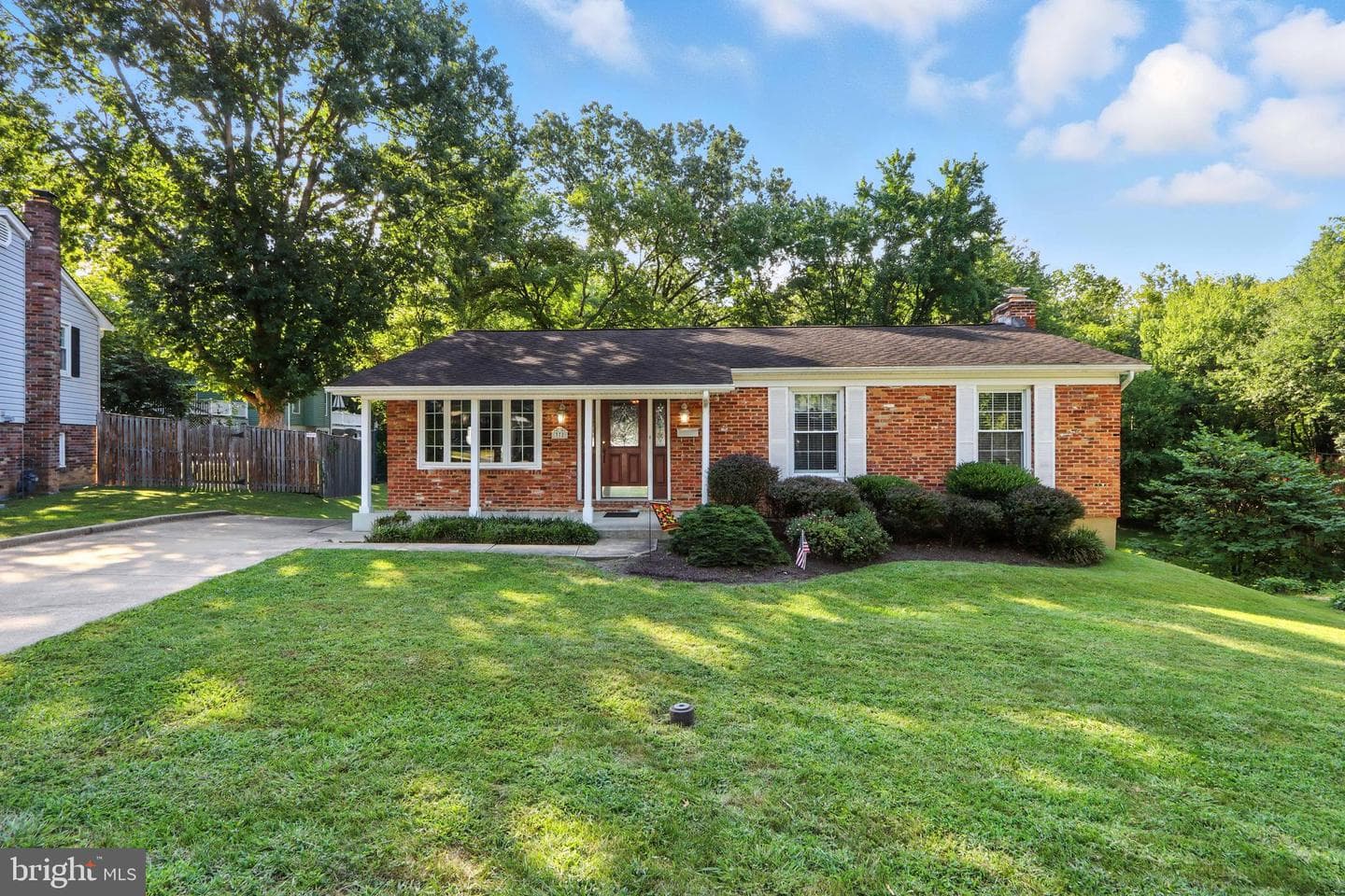 372 Centerhill Avenue photo 1