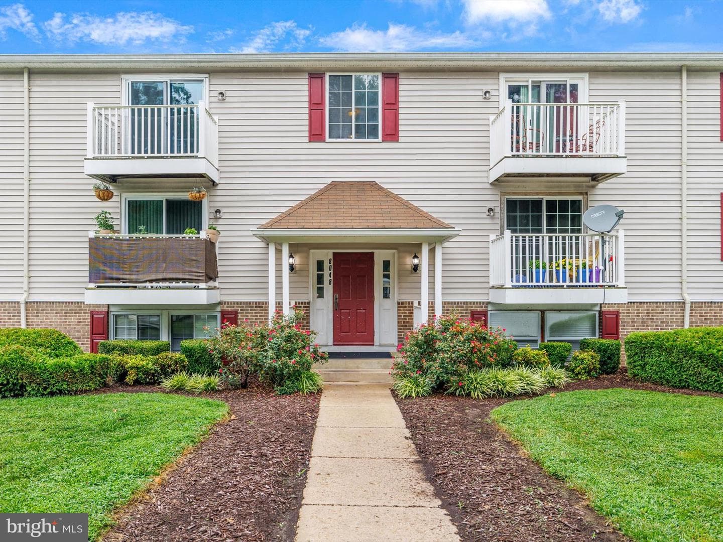8048 Abbey Court #m photo 1