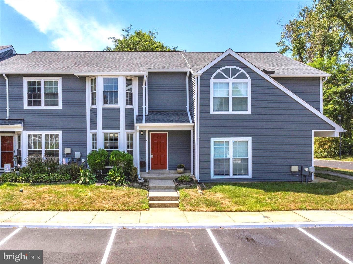 4 Mizzen Court photo 1