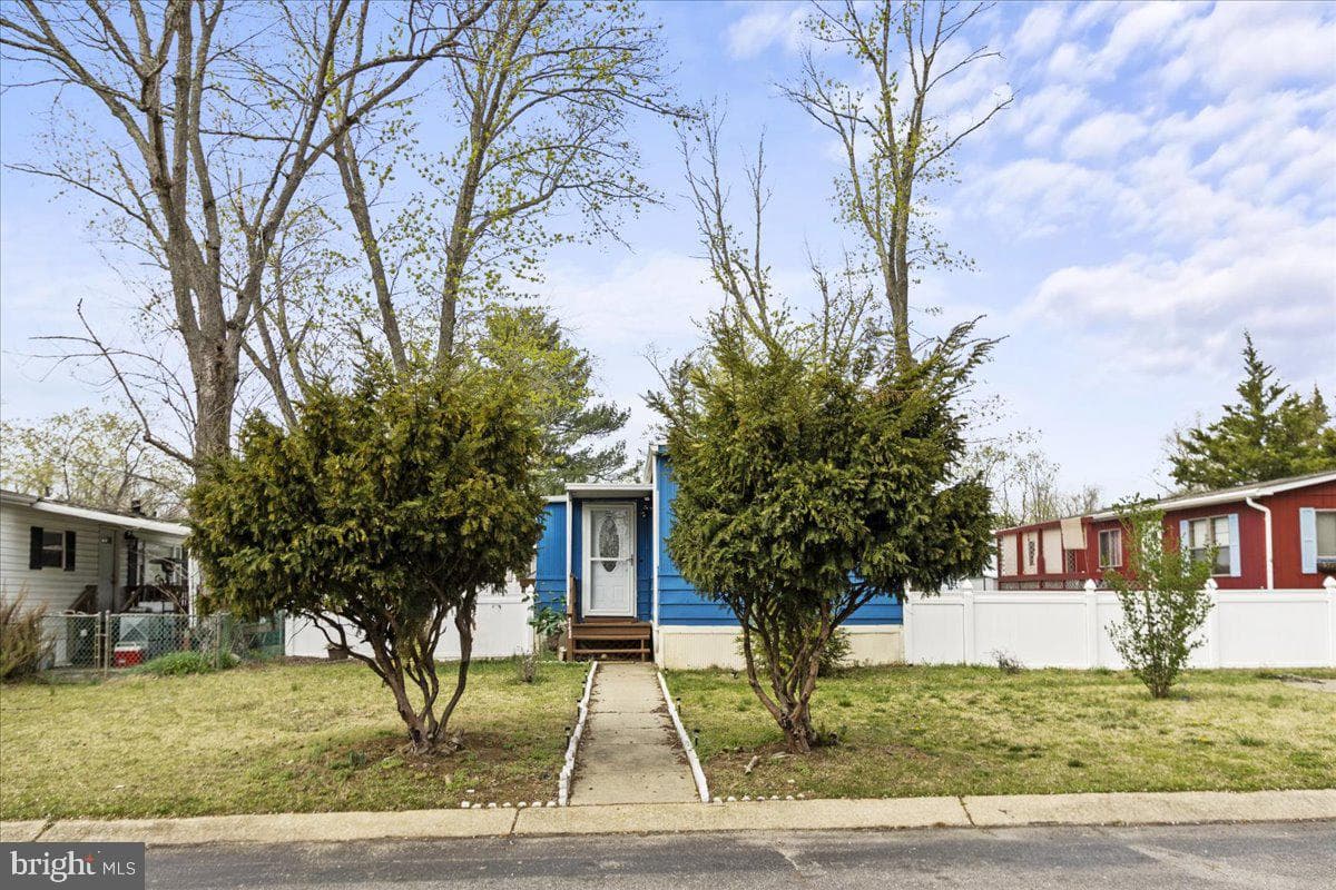 4748 Flanders Lane #k photo 1