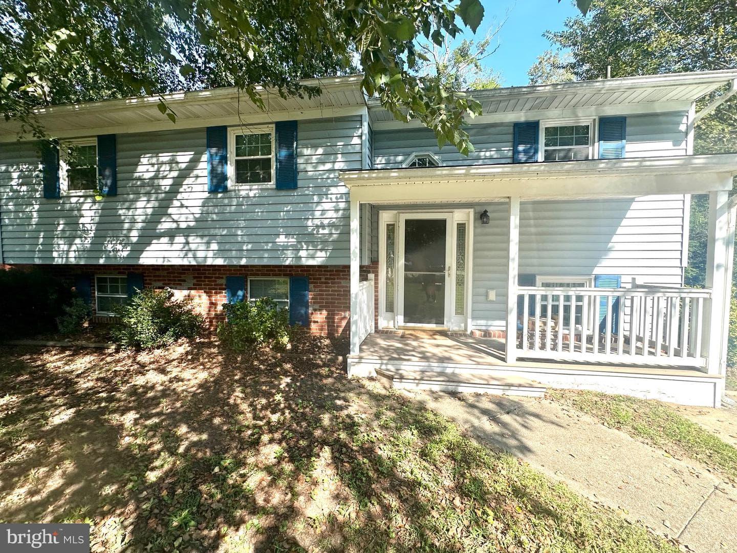 1158 Blue Bird Lane photo 1