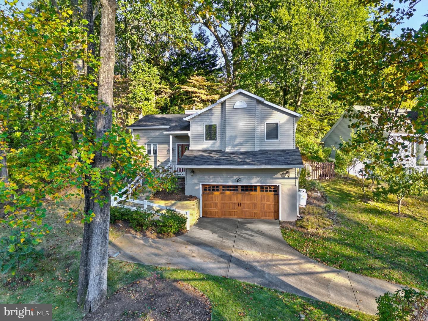 1138 Ramblewood Drive photo 1