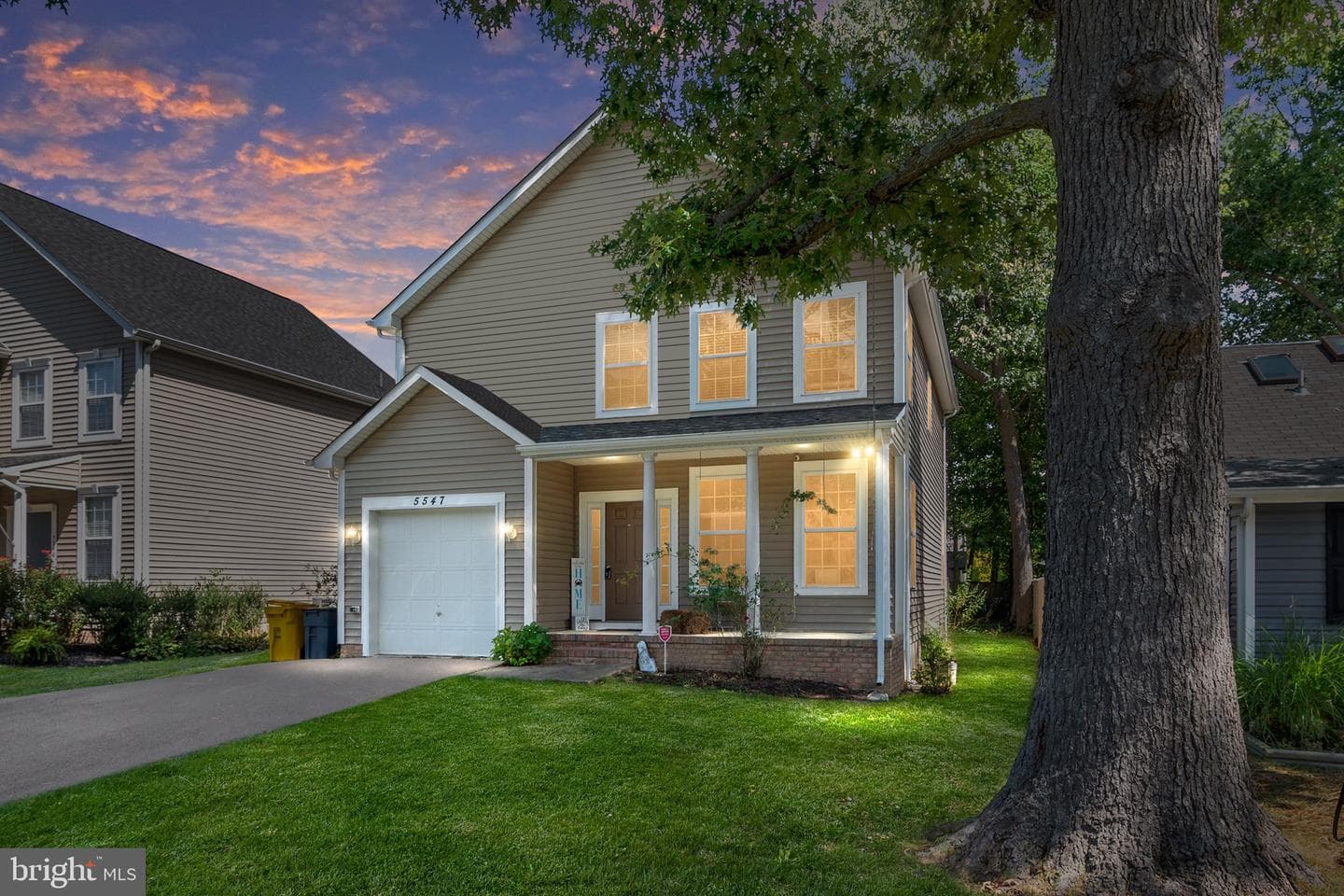 5547 Exeter Street photo 1