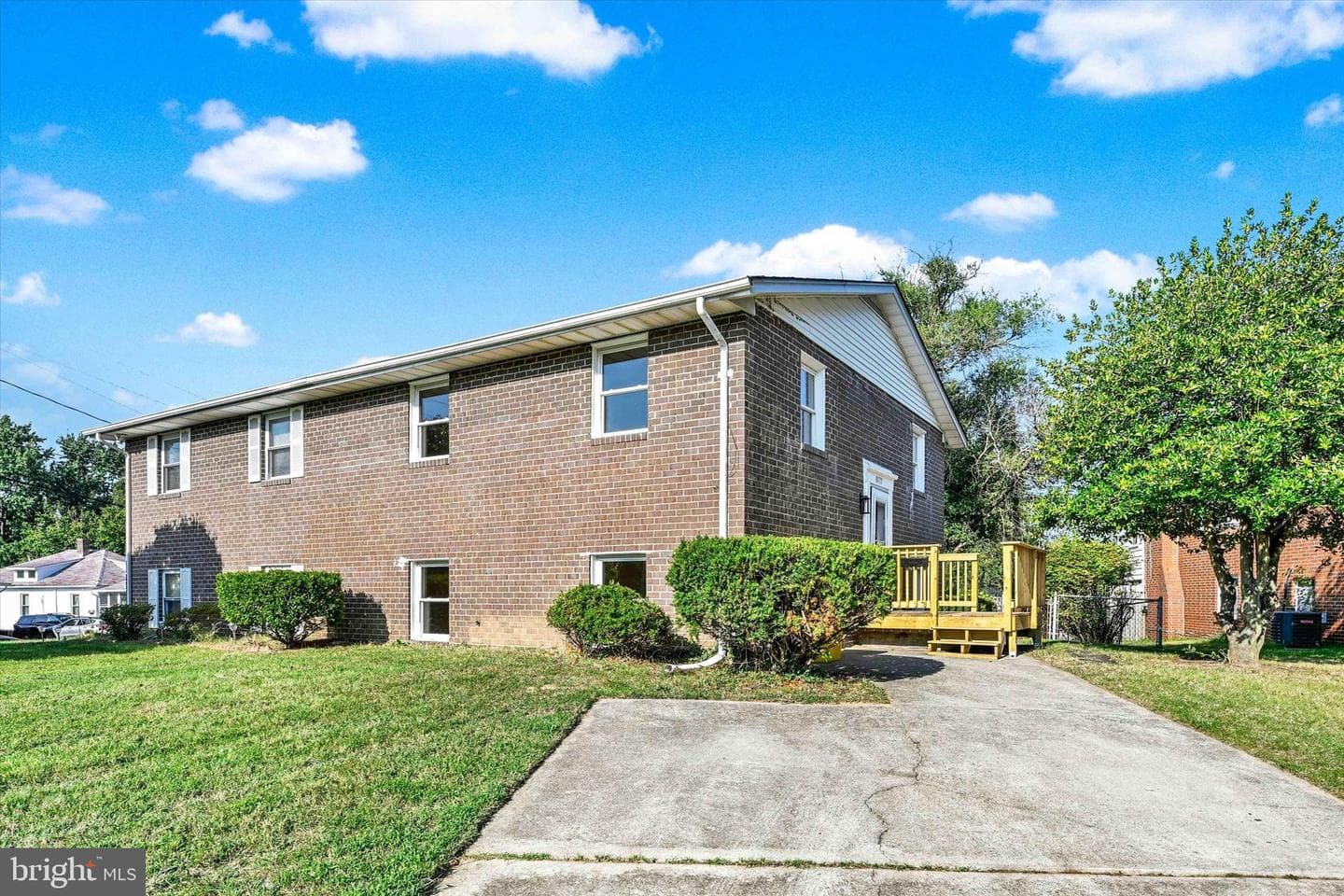8577 Main Avenue photo 1