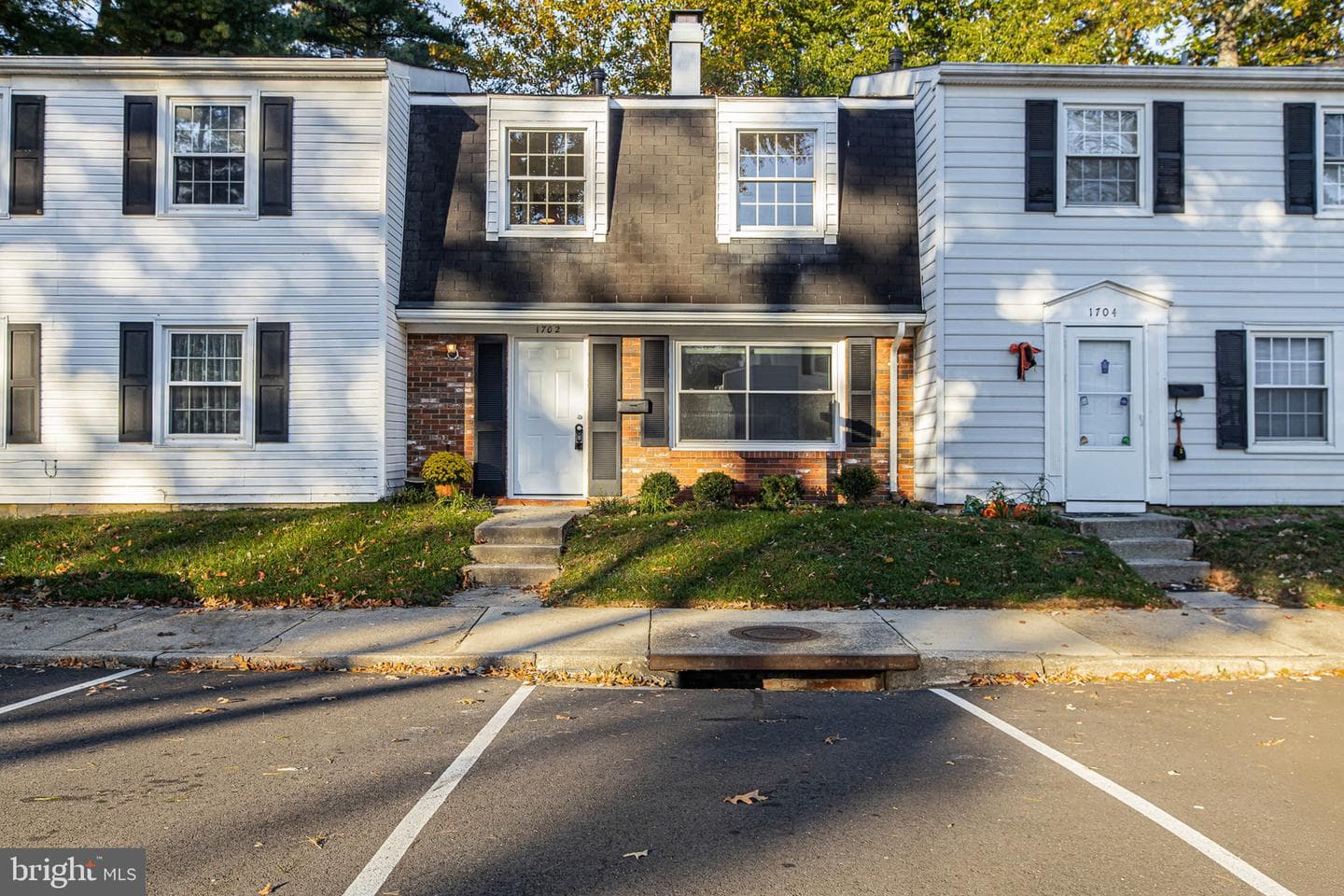 1702 Gunwood Place photo 1