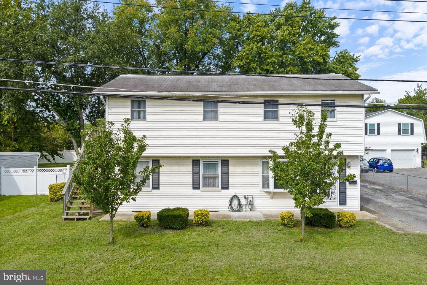 488 Bruce Avenue photo 1