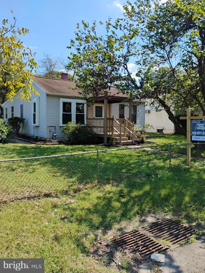 933 Andrews Road photo 1