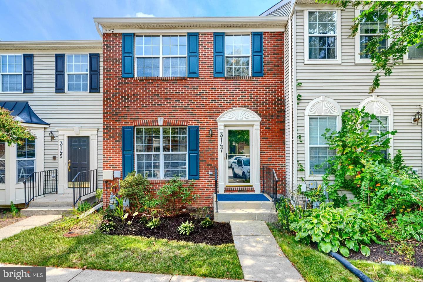 3147 Galaxy Way photo 1