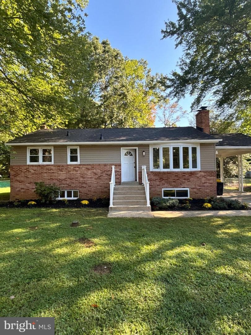 80 Beach Drive photo 1