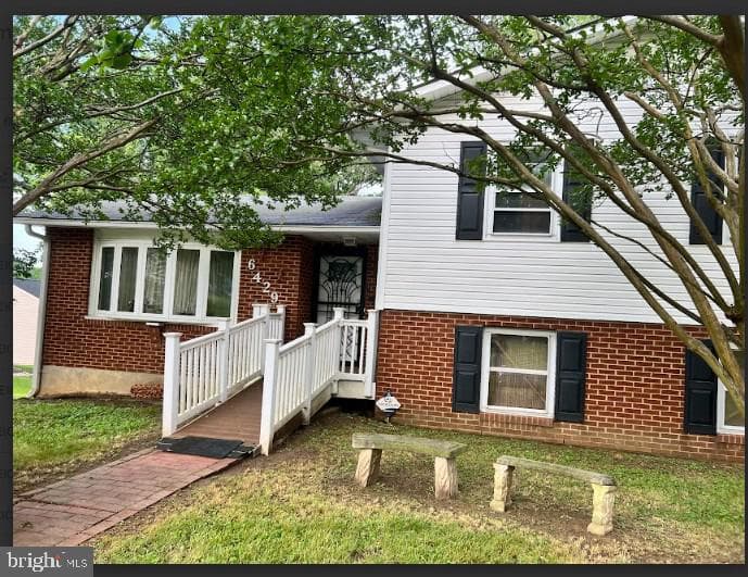 6429 Miami Avenue photo 1