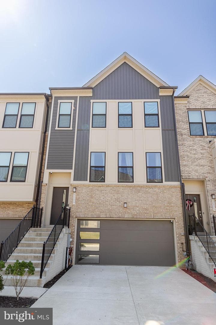 3209 Merganser Drive photo 1