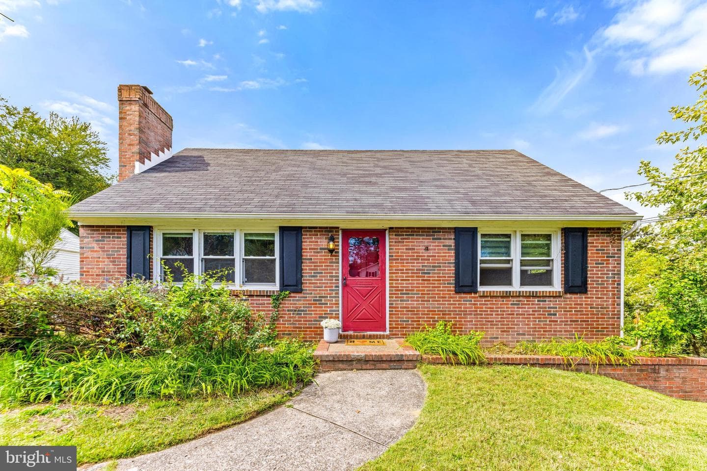 307 Norman Avenue photo 1