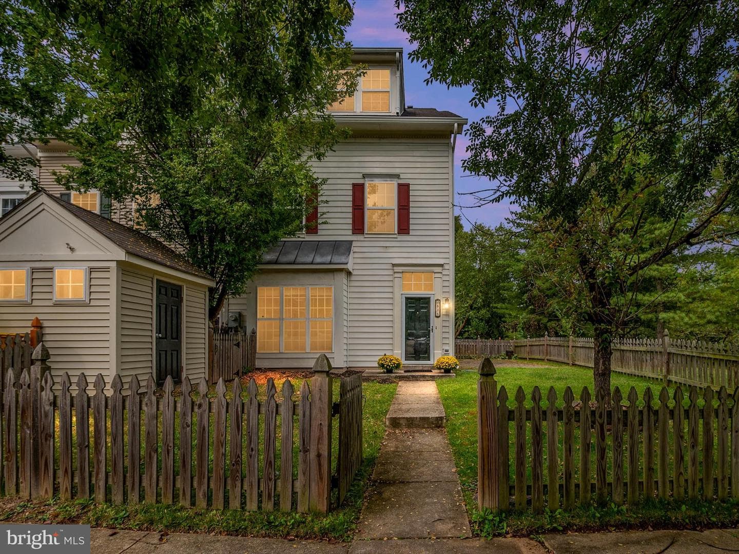 836 Estuary Drive photo 1