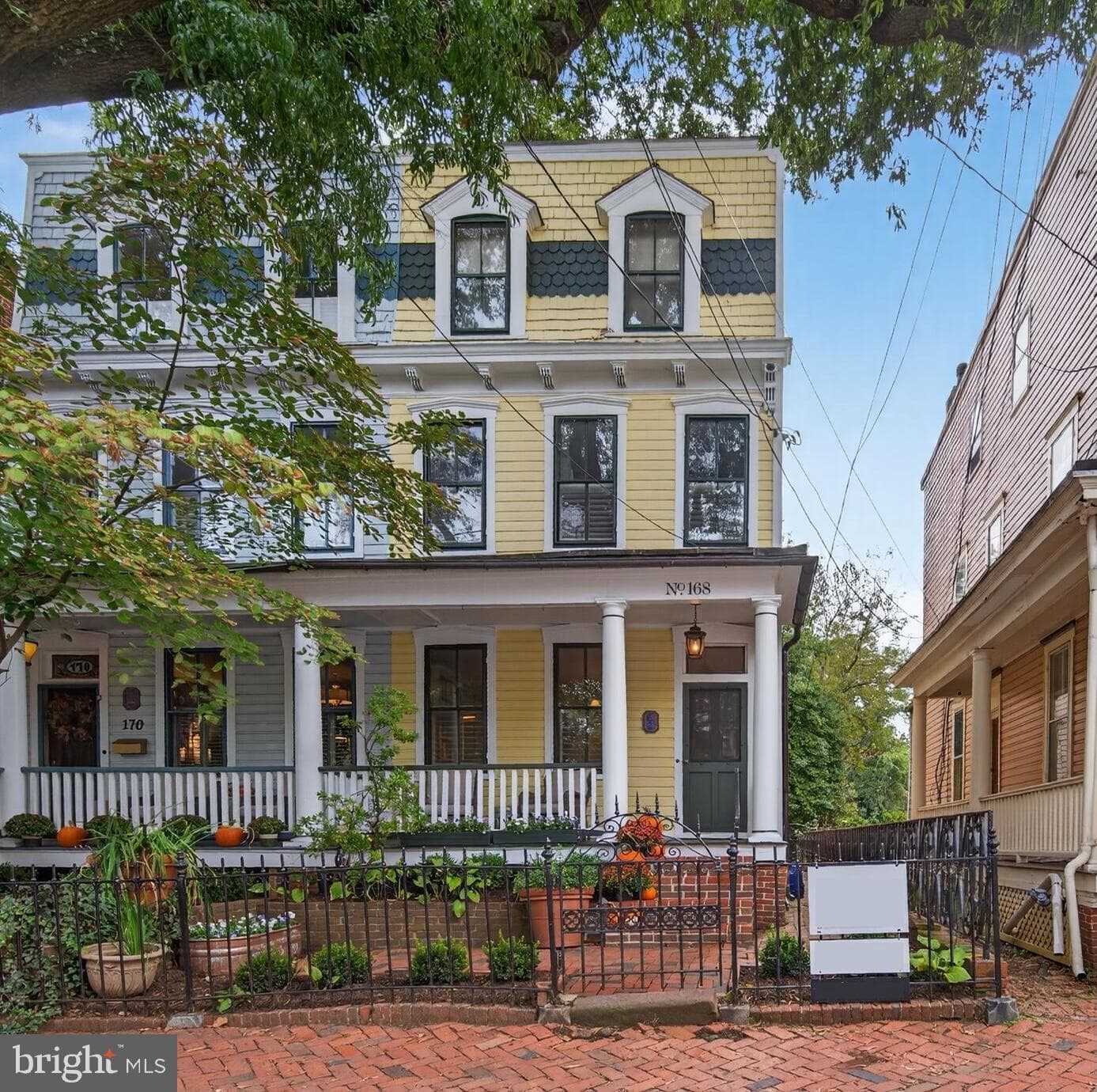 168 Green Street photo 1