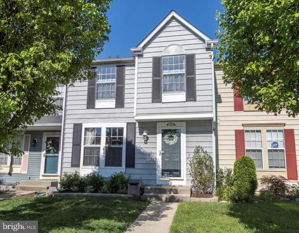 719 Willowby Run photo 1