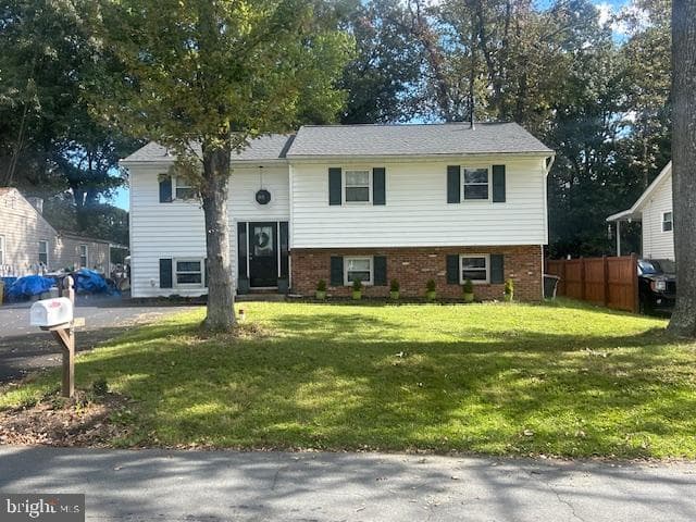 765 Whitneys Landing Drive photo 1