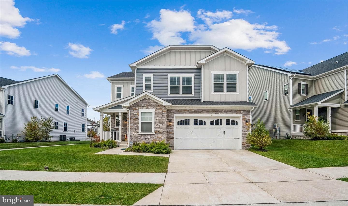 2704 Grasshopper Drive