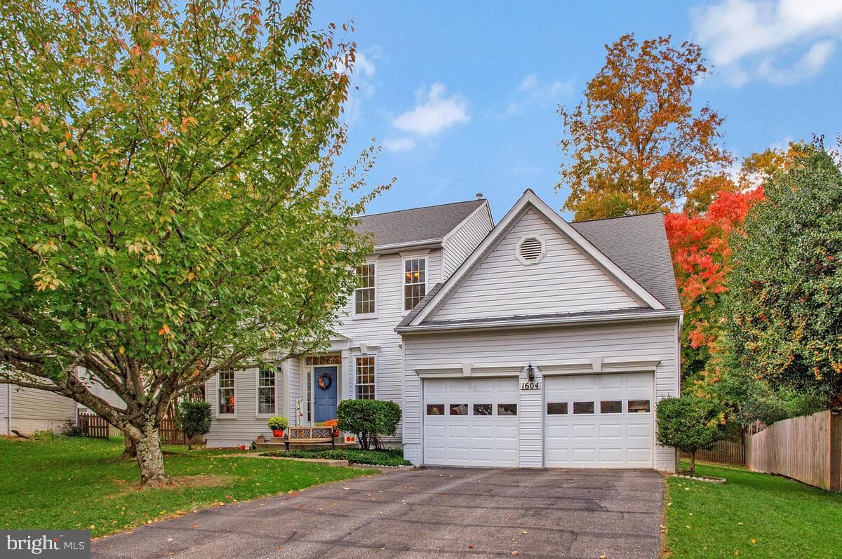 1604 Tobys Court photo 1