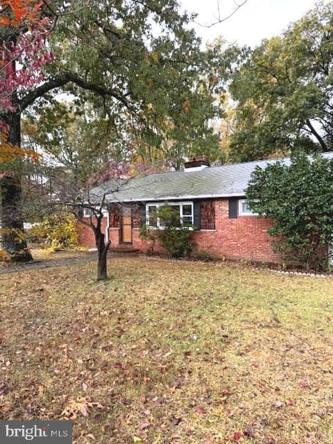 1664 Glen Drive photo 1