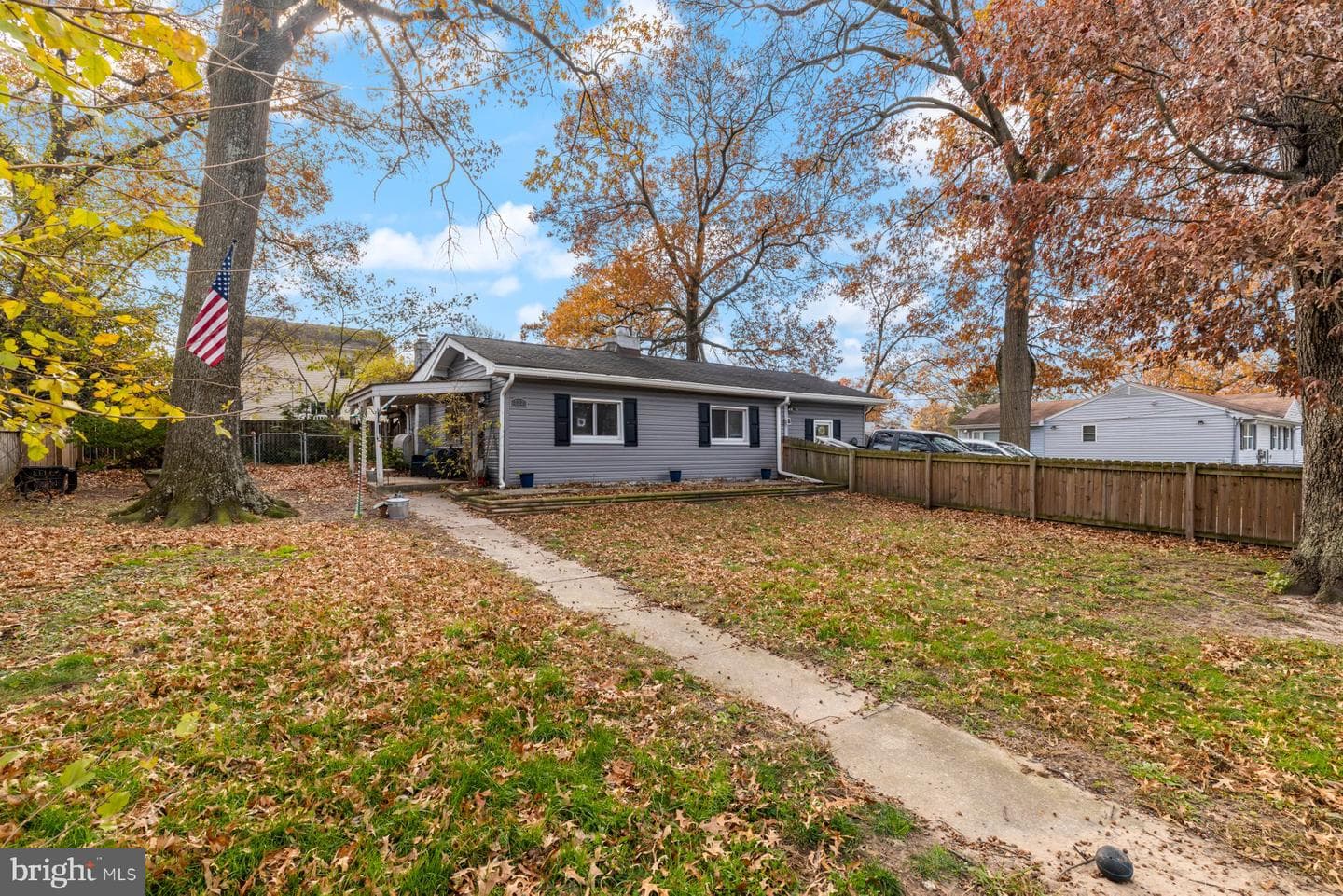 727 213th Street photo 1