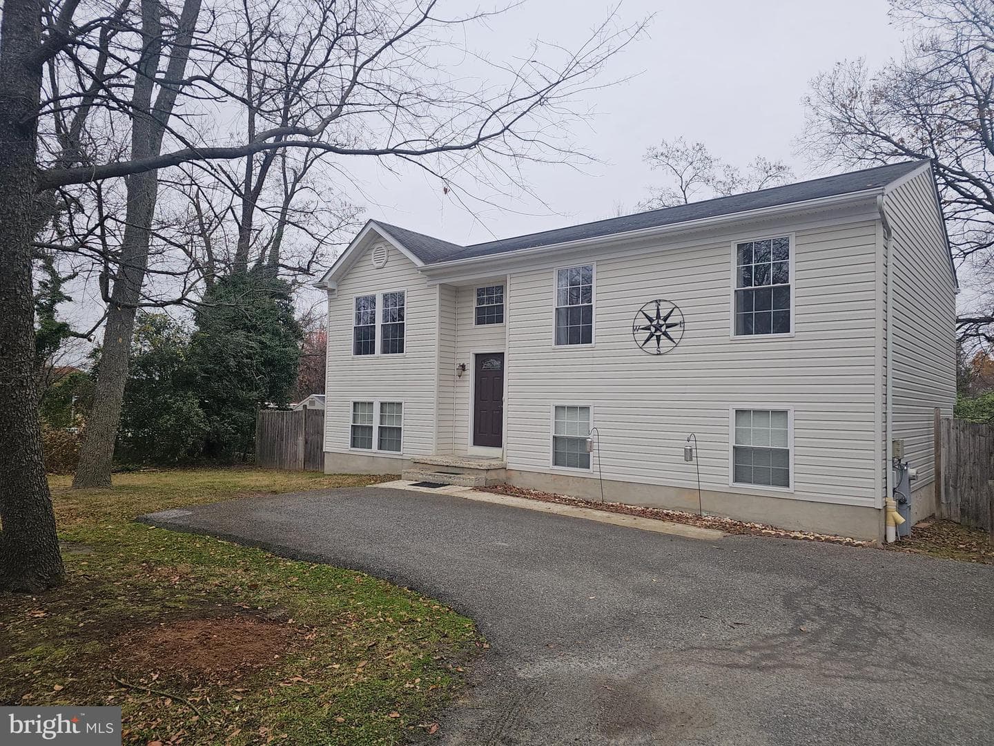 224 Maple Avenue photo 1