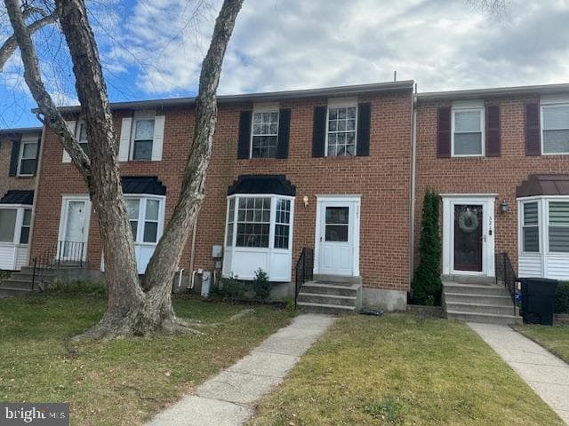 323 Cool Breeze Court photo 1