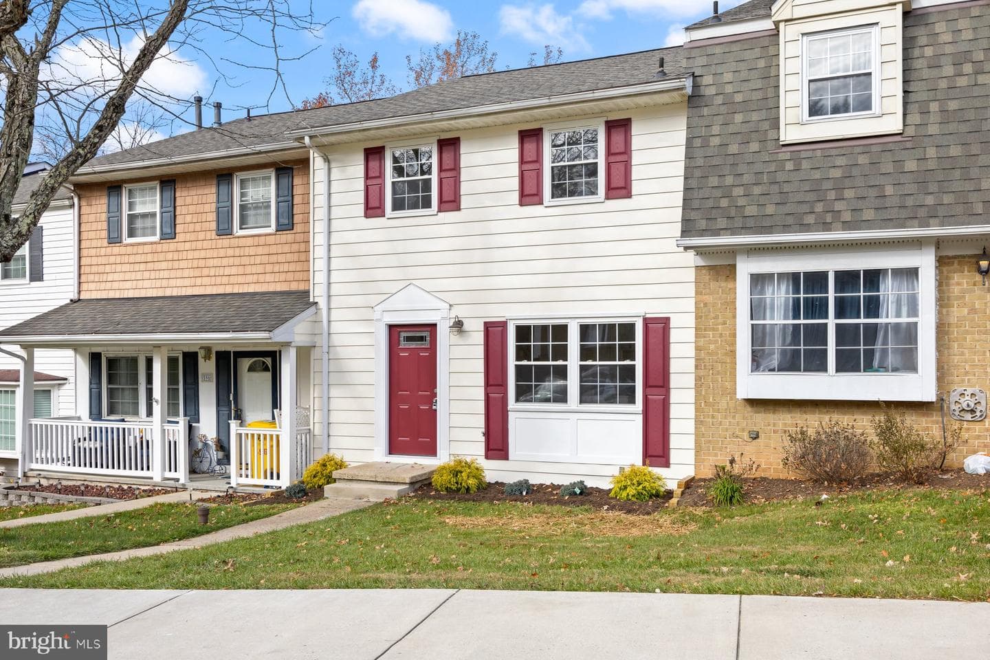 594 Millshire Drive photo 1