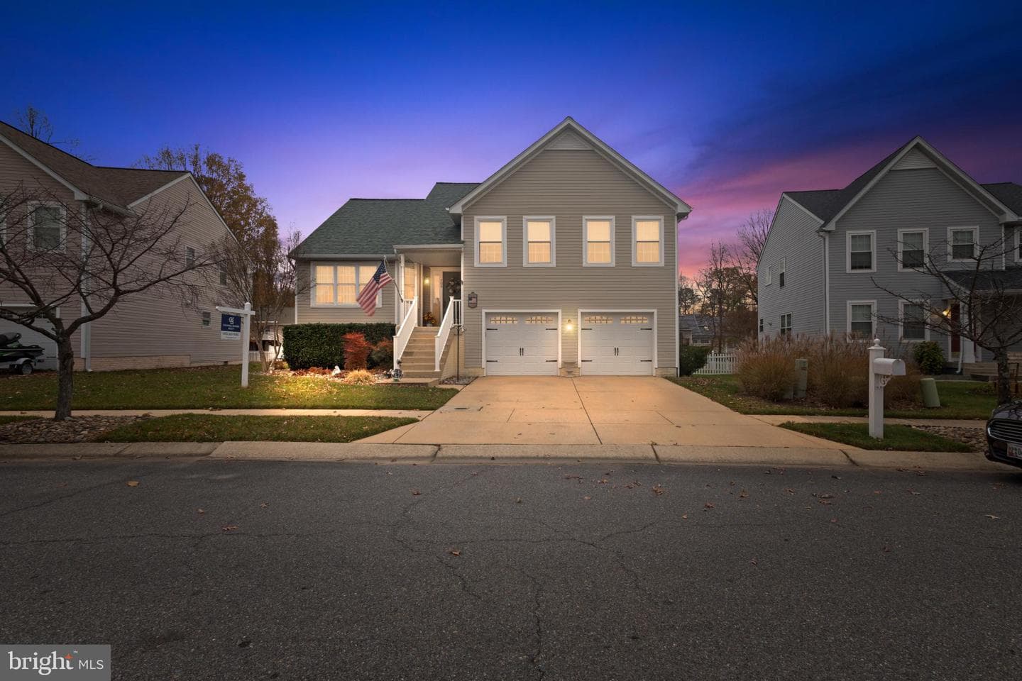 706 Willow Tree Drive photo 1