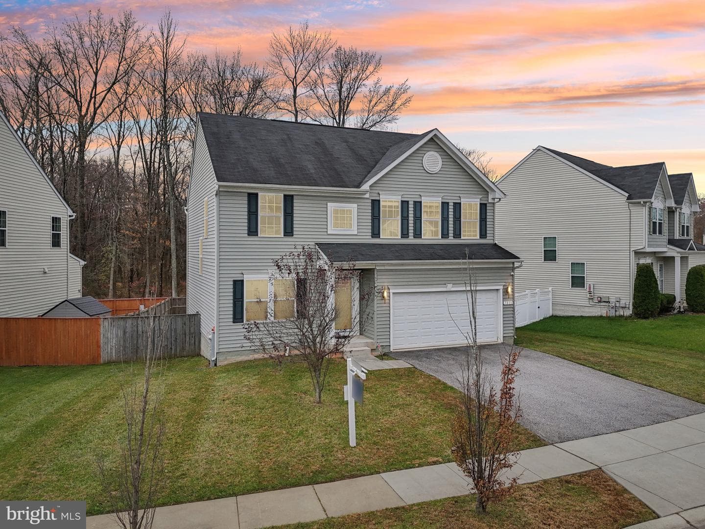 7811 Maple Run Court photo 1