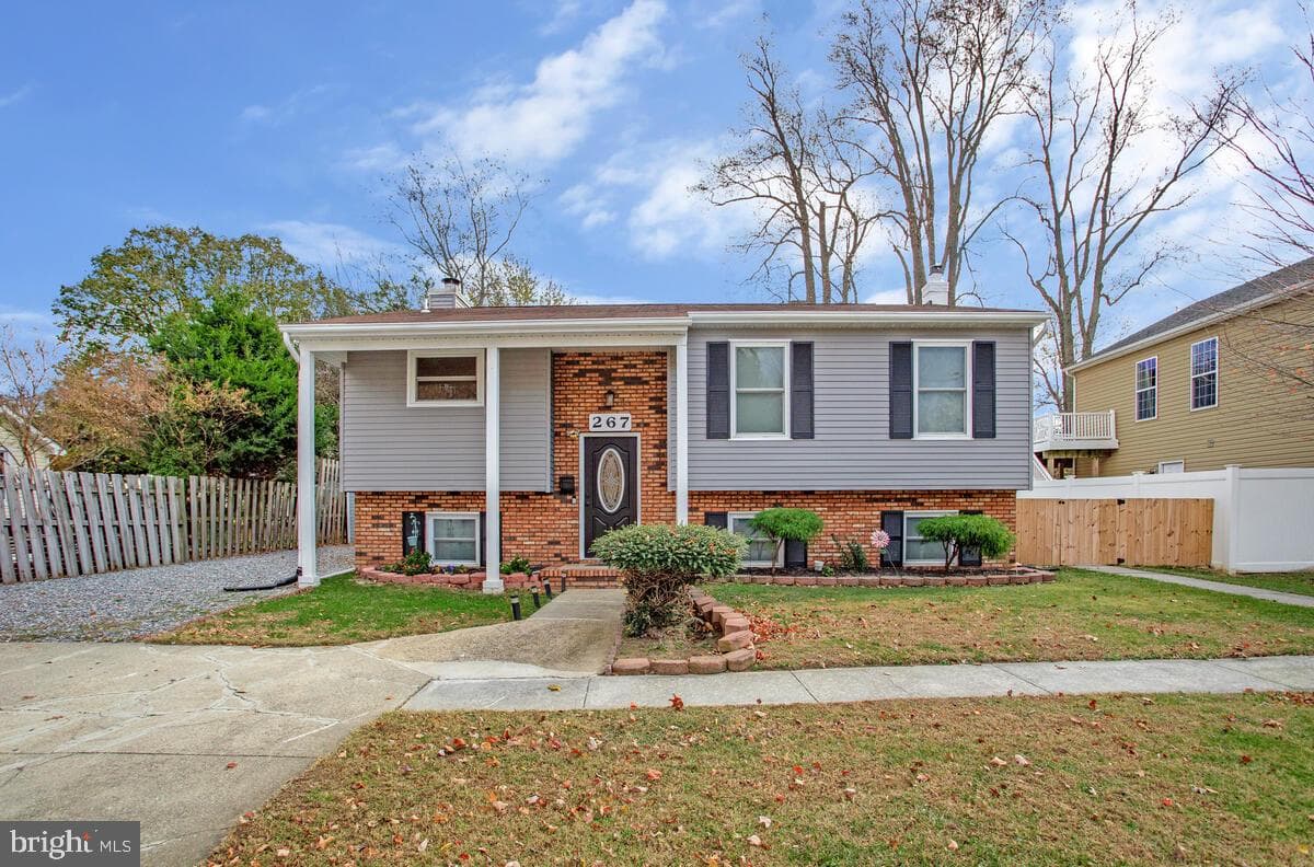 267 Lake Riviera Road photo 1