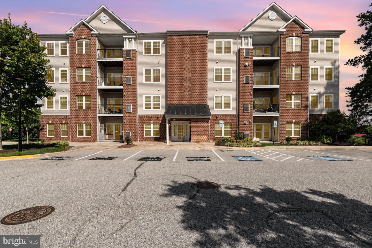 1624 Hardwick Court #402 photo 1