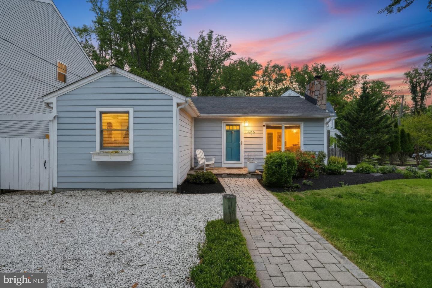 1465 Ridgeway